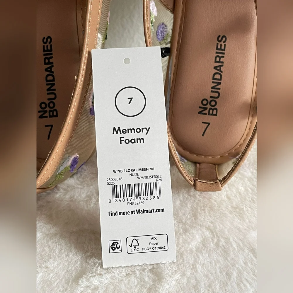 No Boundaries Floral Embroidered Women's Shoes - Tan - Picture 7 of 7